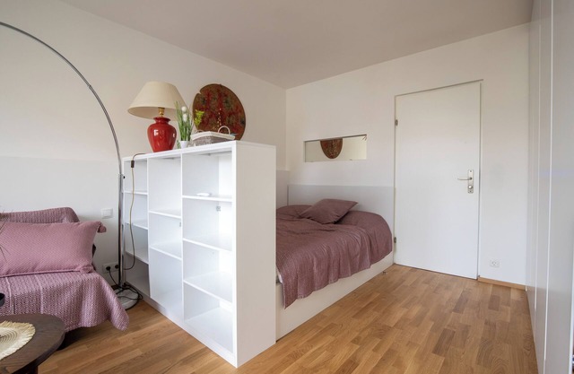 Modern 1BR Vienna Getaway near Tram – Dog Friendly