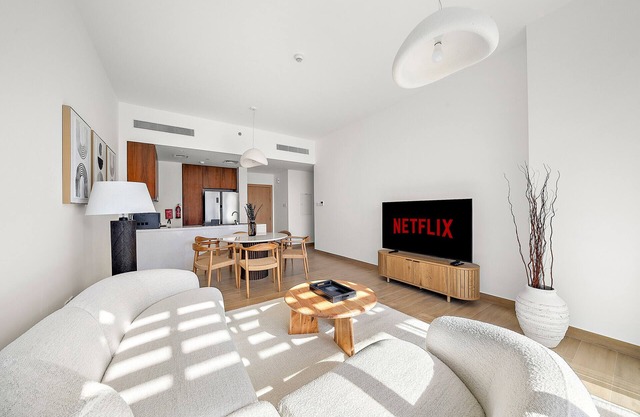 Modern 2 BD with Stunning Sea View in Port de La Mer