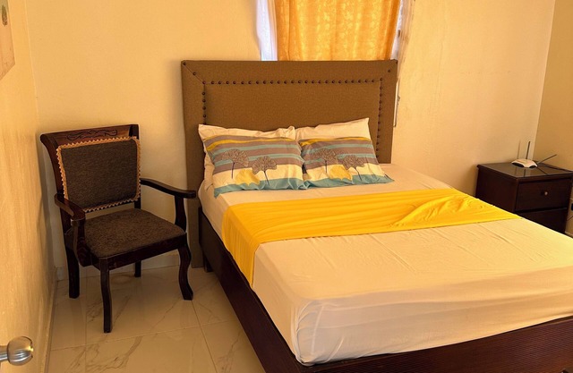 Modern 2-bedroom with WiFi and AC in tranquil Consuelo