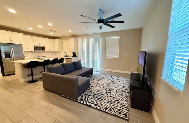 Modern 3 Bedroom 2.5 Bath Home in Welcoming North Las Vegas