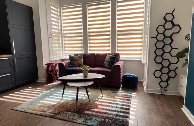 Modern accomodation in Westcliff-On-Sea