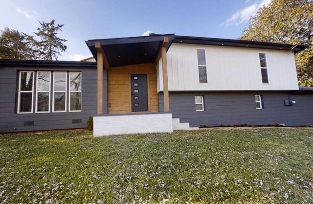 Modern and Cozy 4-bedroom home