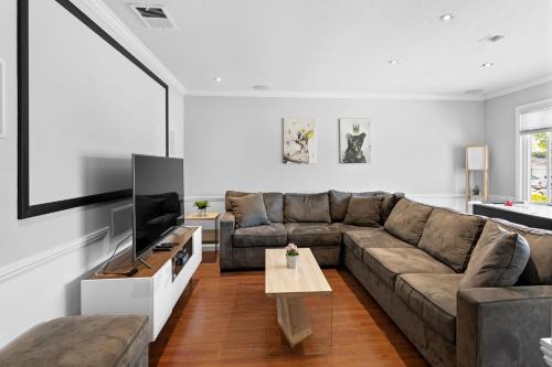 Modern and Elegant 4Br house Near Parks and BART