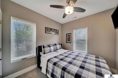 Modern and furnished apartment in downtown Lincoln