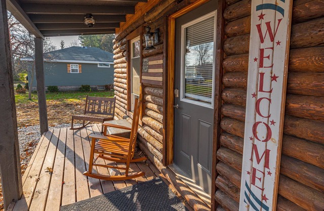 Modern Cabin Life in the City