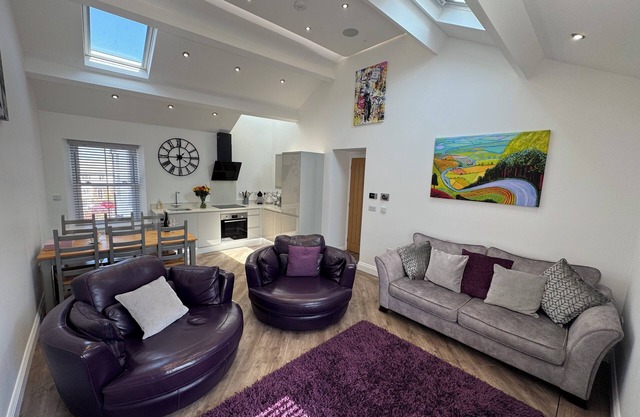 Modern Contemporary Apartment Edge Of Lake District Close to Windermere