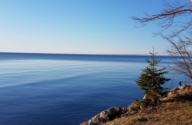 Modern Cottage with Amazing view of Lake Superior
