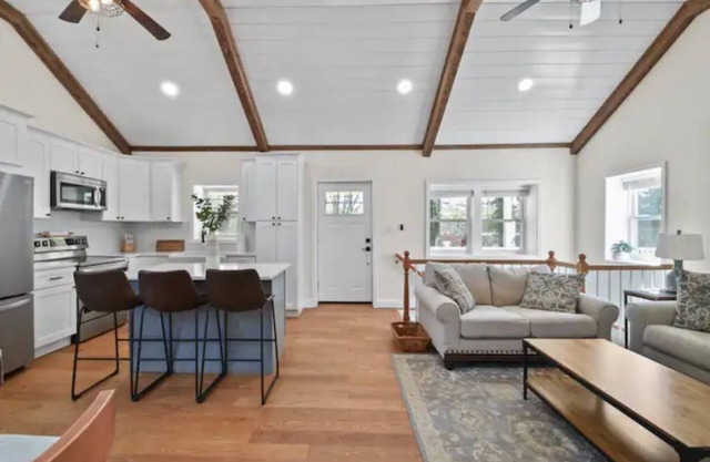 Modern Country Cottage in Wine Country