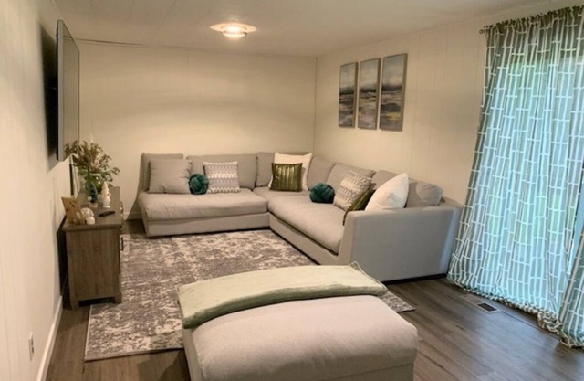 Modern & Cozy Bellevue Home, Ideal for Families & Business