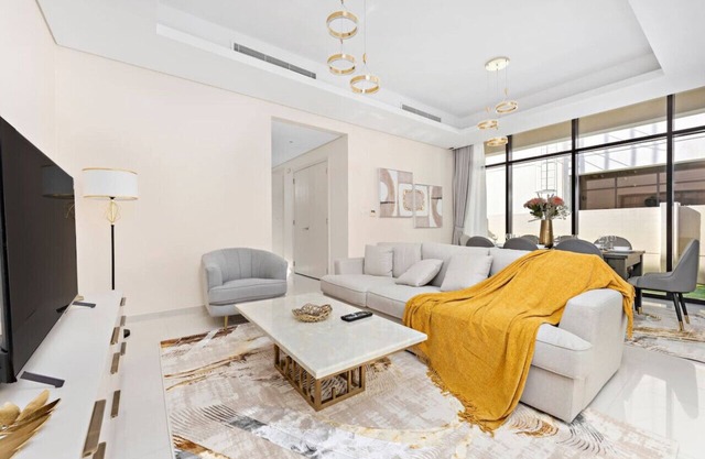 Modern Family 3BR Villa in Damac Hills