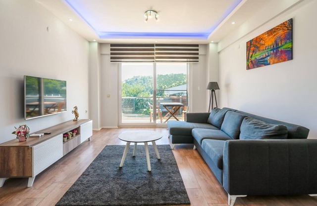 Modern Flat near Public Transportation in Kemer