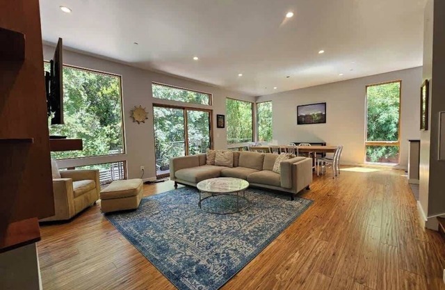 Modern Hideaway in the Redwoods