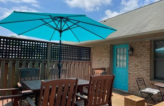 Modern home steps to historic downtown Salisbury