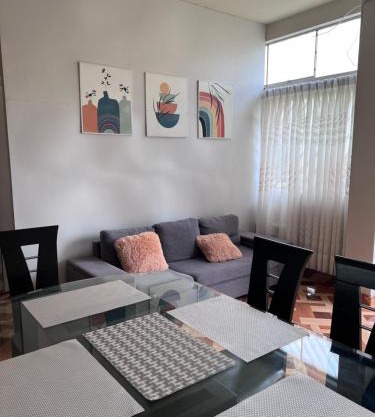 MODERN HOUSE full apartment-planta baja