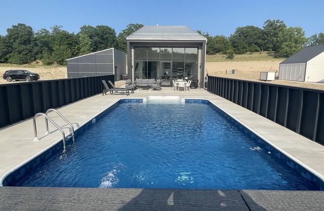 Modern Lakehouse with private heated pool near New Buffalo