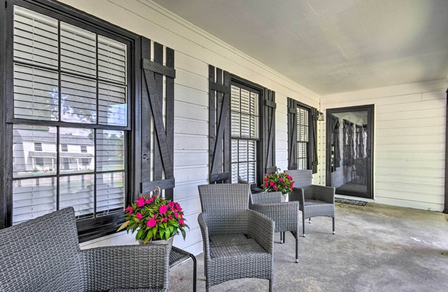 Modern Lexington Retreat w/ Backyard & Pool!