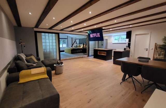 Modern Loft near City I free Parking I WiFi