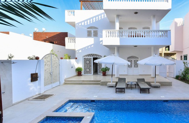 Modern luxury villa ✦ Near ancient sites ✦ Private