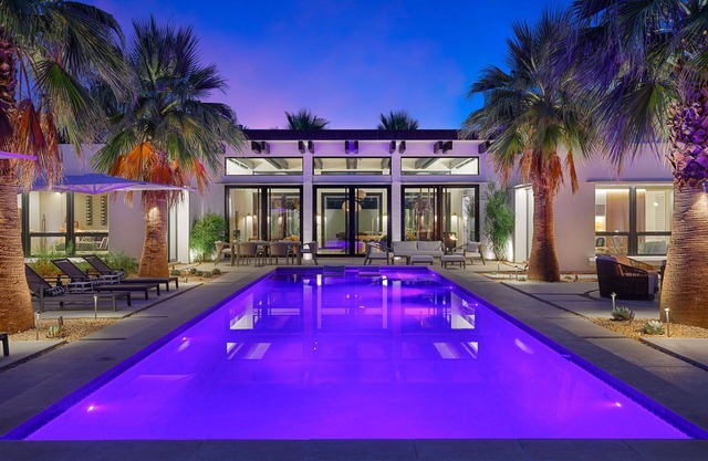 'Modern Mesa' 1/2 Acre Palm Springs Estate