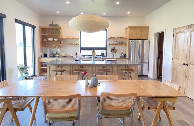 Modern Mountain Retreat with Teton views, Hot Tub and Wood Fired Sauna!