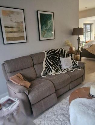 Modern Mountain View near the beach!