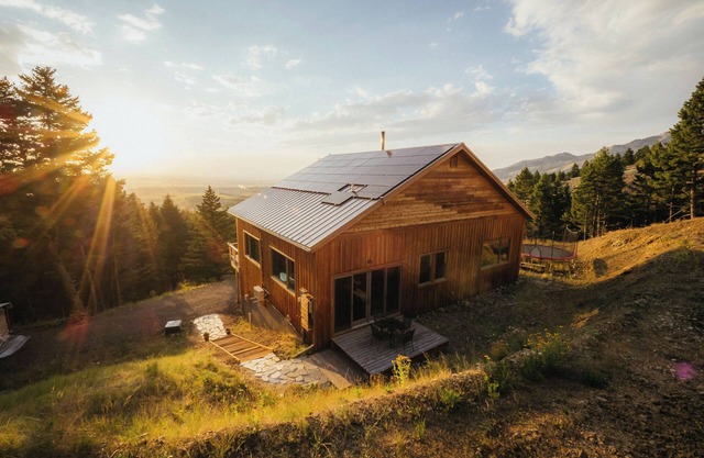 Modern Mountaintop Retreat on Sixty Acre Woods