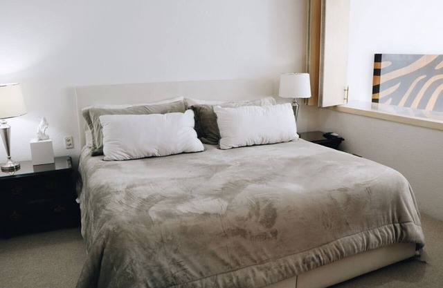 Modern, NEW and Fully Equipped Centrical Apt in Reforma/Lomas