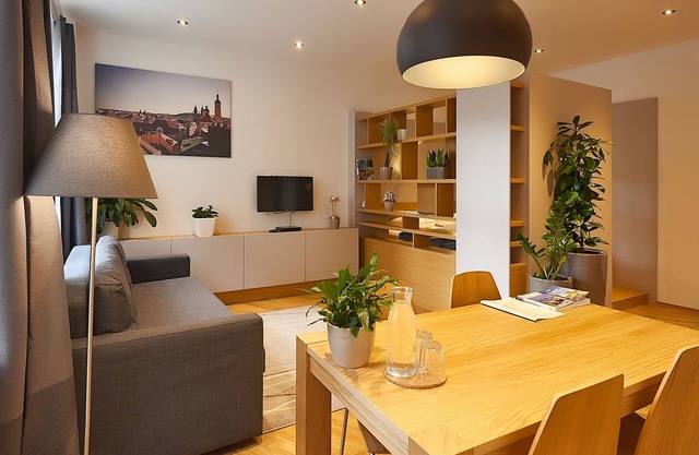 Modern Old Town Apartment In Art Deco House