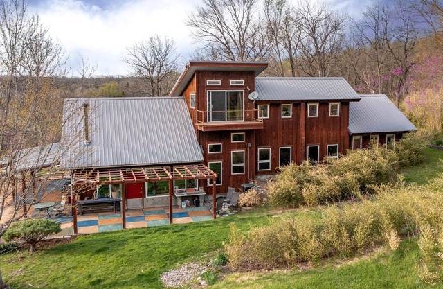 Modern Private Home Near Lawrence, Legends, NASCAR, Sporting Soccer