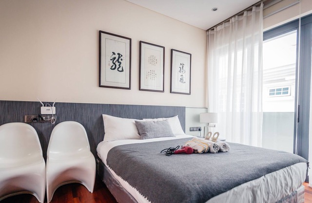 Modern studio room EZS-6 with shared pool in bungalow