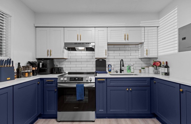 Modern & Tranquil : Close to UNC & Duke University’s, Hospitals