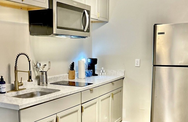 Modern Two Bedroom In-law Suite