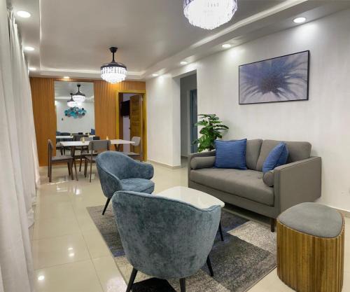 Modern, Unique And Stylish 2 Bedroom Apartment