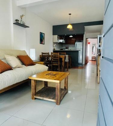 Moderna propiedad de 2 ambientes - hasta 4 personas - Cerca del subte "B"