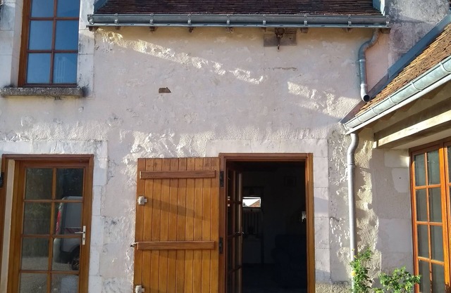 Modernised one bedroom house in the heart of the Touraine countryside