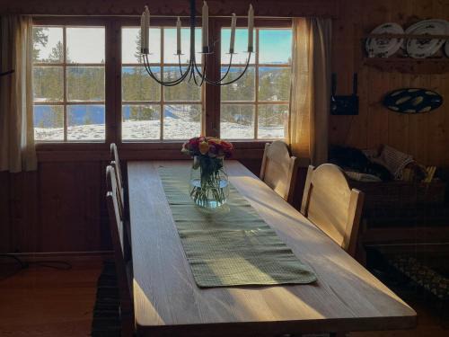 Modernized 60S Cabin With Views Of Blefjell