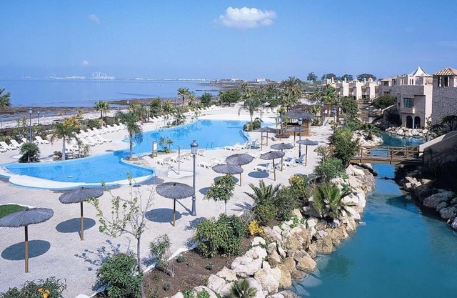 Moderno apartamento en Bahia Sur