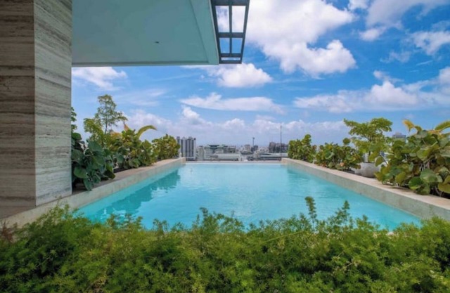 Monaco Tower XII Luxury Residences w/Private Jacuzzi