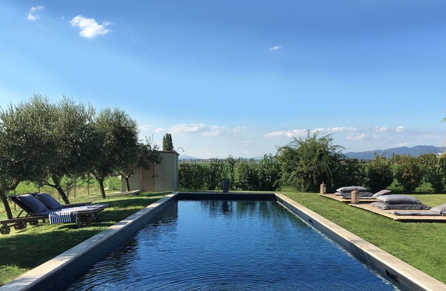 Monaldesca Villa with private pool between Spello and Assisi