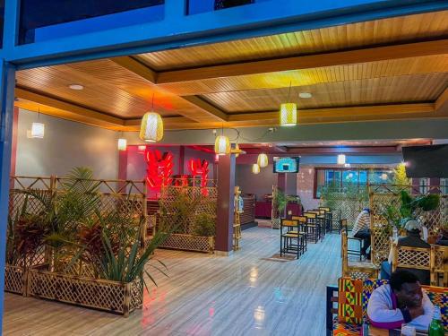 montana restaurant musanze