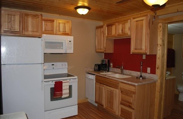 Montana’s Yellowstone Hideaway-Your Home Away From Home in Yellowstone