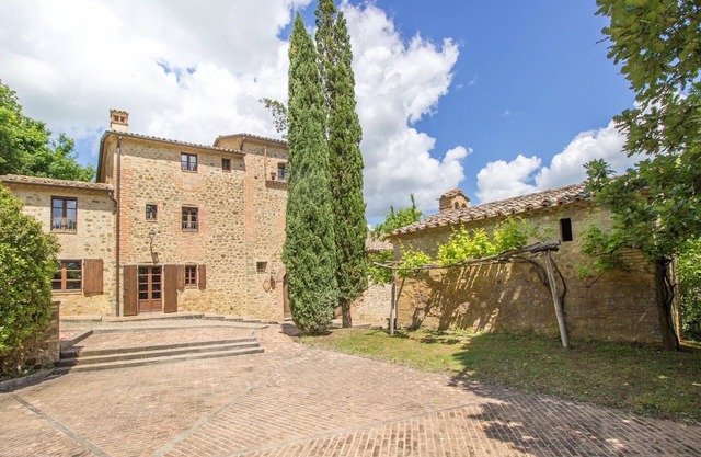 Monte House Umbria with Pool and Garden