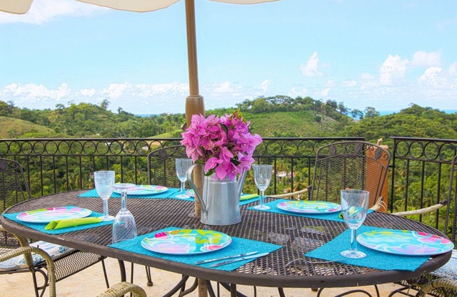 Monte Placido - Studio Zuli - Ocean View - Yoga - Pool- Near Beaches.