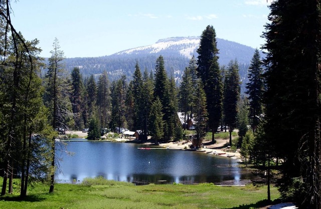 Montecito Sequoia Lodge