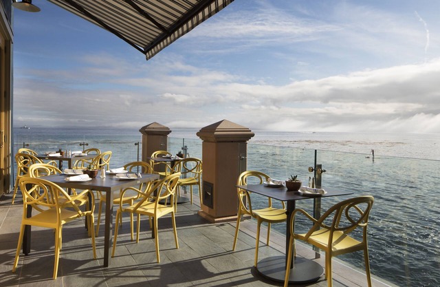 Monterey Plaza Hotel & Spa