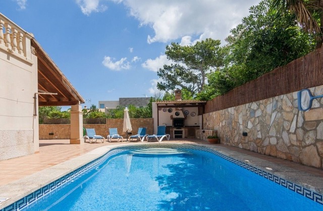 Montferrutx - Fantastic chalet with private pool