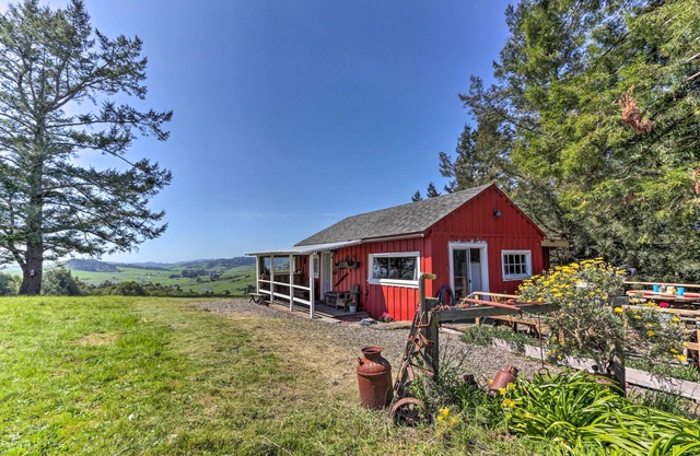 'Moonview Ranch' on 20 Acres in Sonoma County!