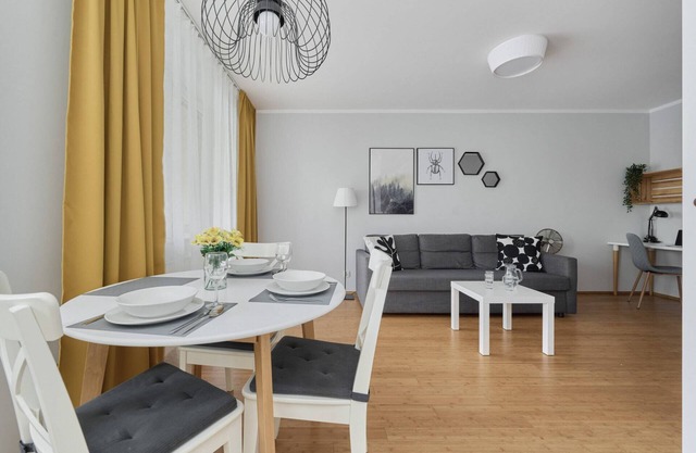 Mosiężna 7 | Cozy Apartment | Parking