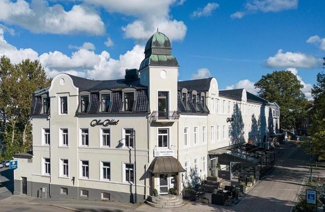 Moss Hotel & Apartments