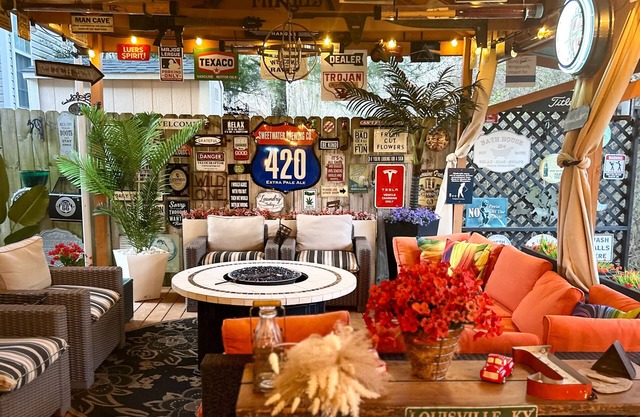 Most Unique Eclectic Stay w/Hot Tub in Louisville